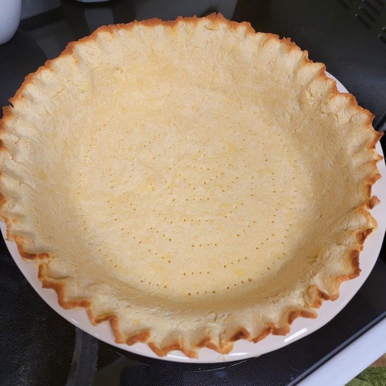 Coconut Flour Pie Crust 2KrazyKetos
